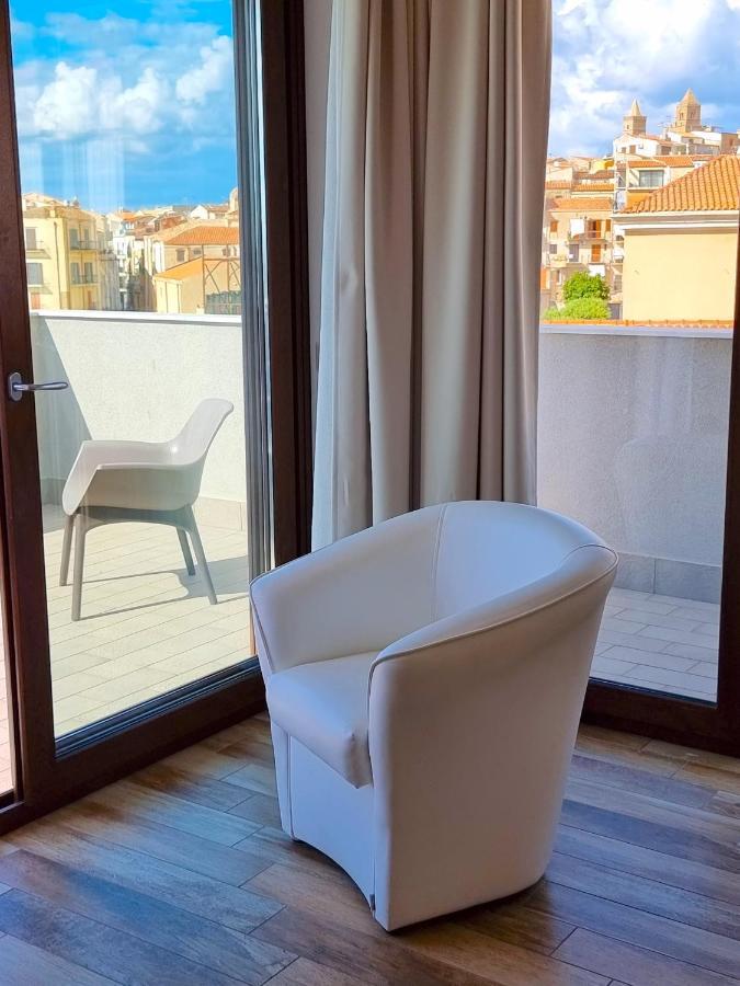 Royal Sea House Apartment Cefalu Bagian luar foto