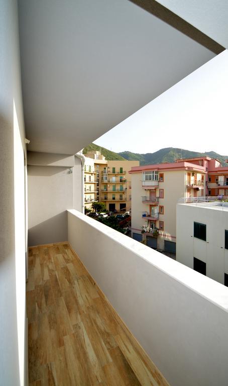 Royal Sea House Apartment Cefalu Bagian luar foto