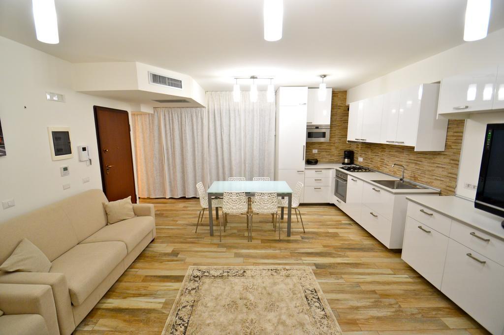 Royal Sea House Apartment Cefalu Bagian luar foto
